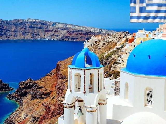 Paysage de santorin en colonie de vacances cet été