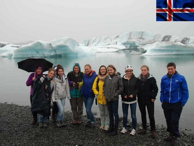 groupe d'adolescents en colonie de vacances itinérante en Islande cet été