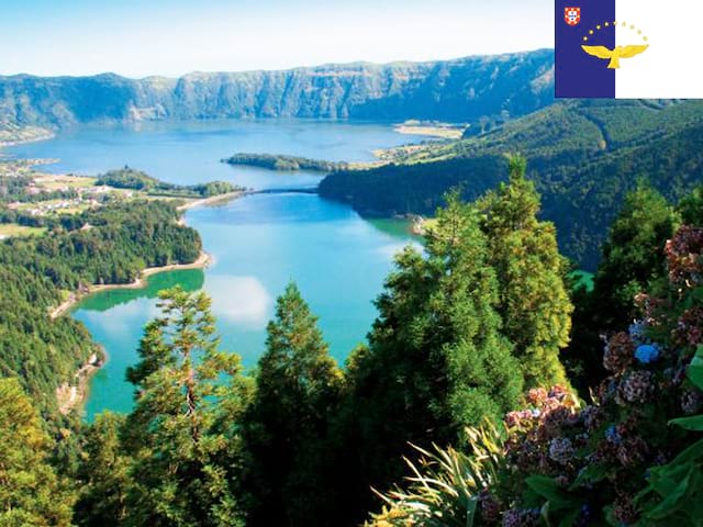 Paysage paradisiaque des açores en colonie de vacances pour ados cet été