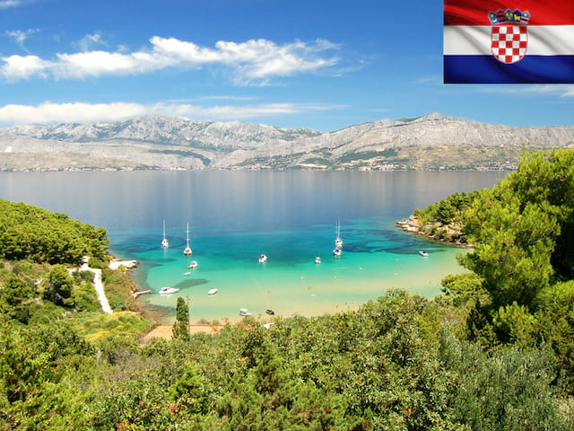 Lac vu en Croatie en colonie de vacances itinérante ce printemps