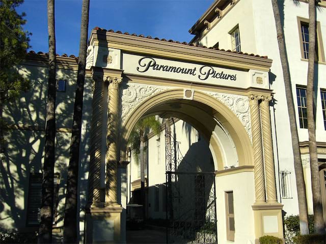 Visite des paramount studios en colonie de vacances itinérante pour ados cet été