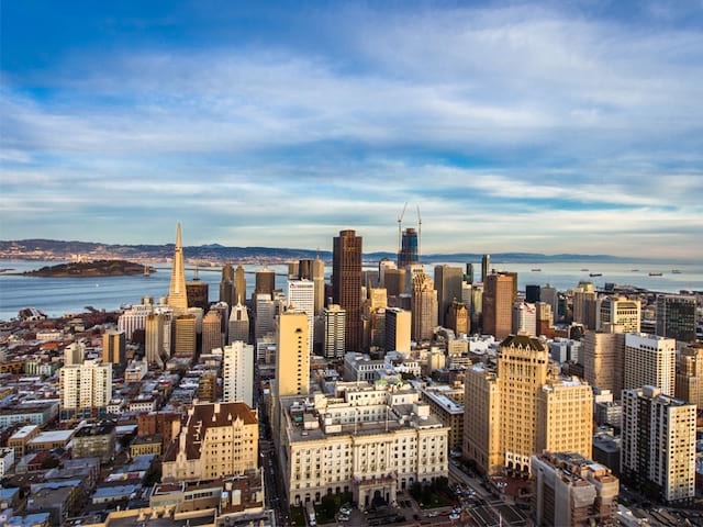 Vue du ciel sur San francisco en colonie de vacances cet été