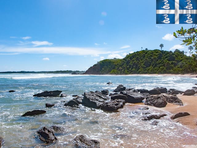 Plage de martinique cet été en colonie de vacances pour ados 