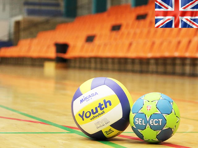 Ballons de sports utilisés pour un stage sportif pour apprendre l'anglais