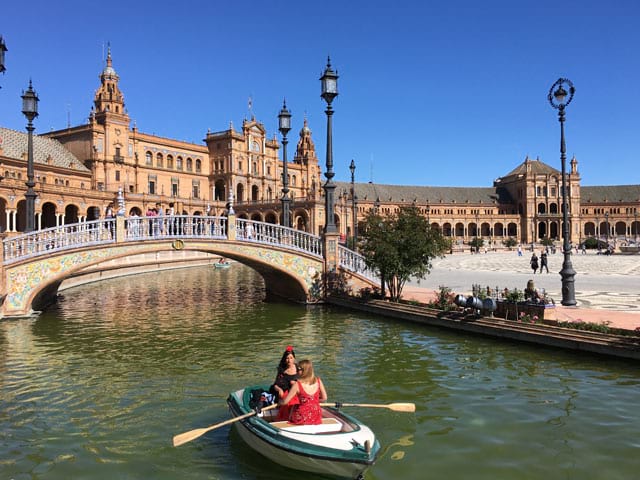 Plaza de Espana en colonie de vacances en espagne cet été