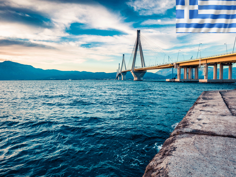 Vue sur le pont de Grèce en colonie de vacances ados cet été