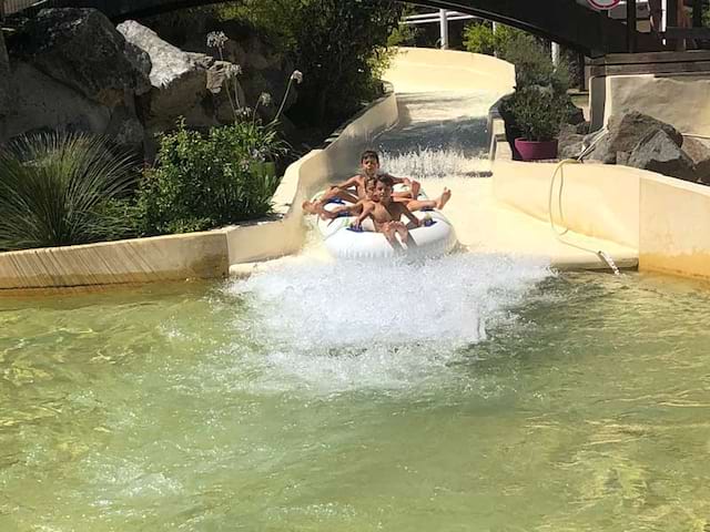 Parc aquatique en colonie de vacances