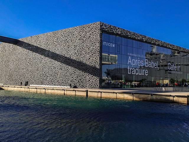 Mucem de Marseille sous le soleil