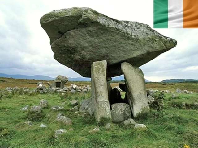 Un champs celtique en Irlande