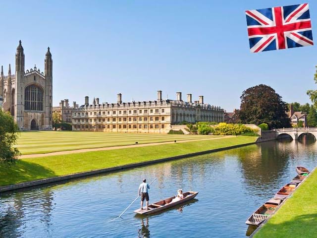 King's College de Londres en Angleterre en été