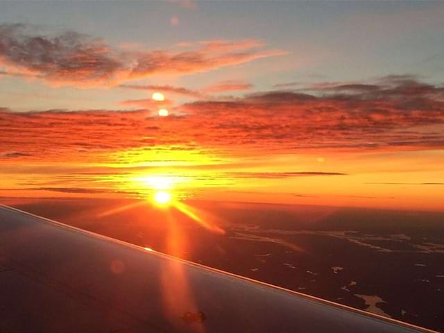 Coucher de soleil observé au retour de colo de vacances dans les pays de l'Est