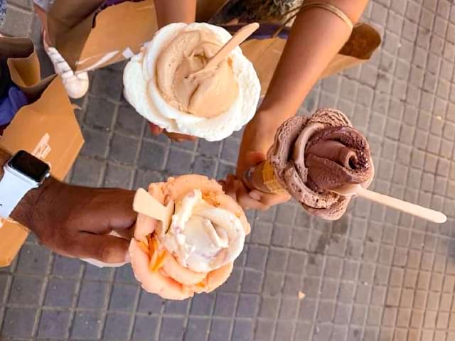 Glaces dégustées en colonie de vacances Hola Costa Brava cet été en Espagne