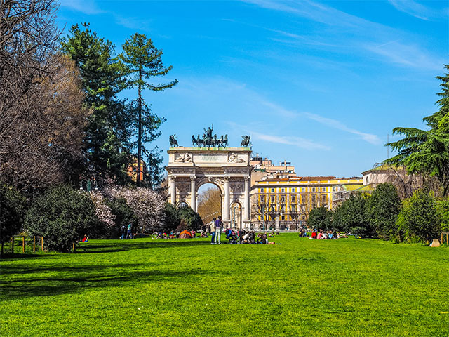 parco sempione a proximité du chateau des sforza en italie