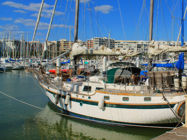 Bateau en colo de vacances à Palavas cet été
