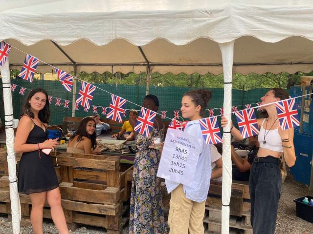 Activité anglais en colo de vacances cet été à Bauduen dans le sud de la France