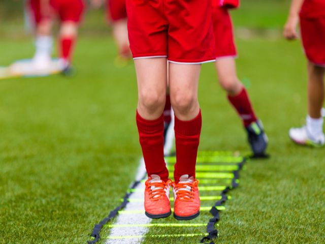 Stage football en colo de vacances cet été à Bauduen 