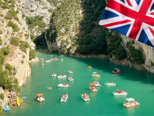 Panorama sur le Lac de Ste Croix en colo de vacances cet été