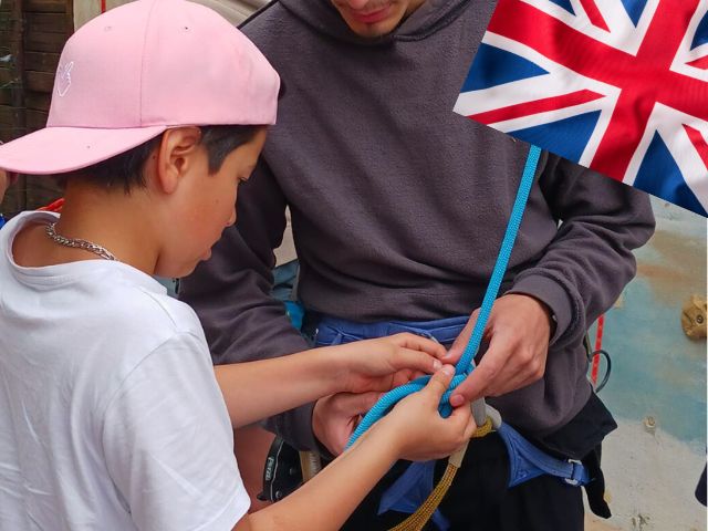 Activité escalade en colo de vacances multi activités cet été à Bauduen