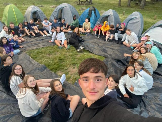 Bivouac en colo de vacances cet été