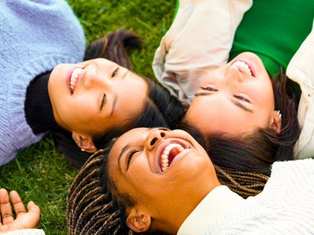 Ados en colo de vacances artistique cet été