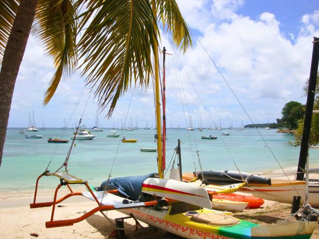 Plage Martinique cet été en colo de vacances