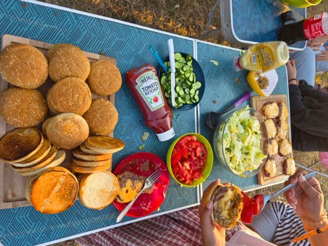Vie au camping pour les jeunes en colo Occitanie