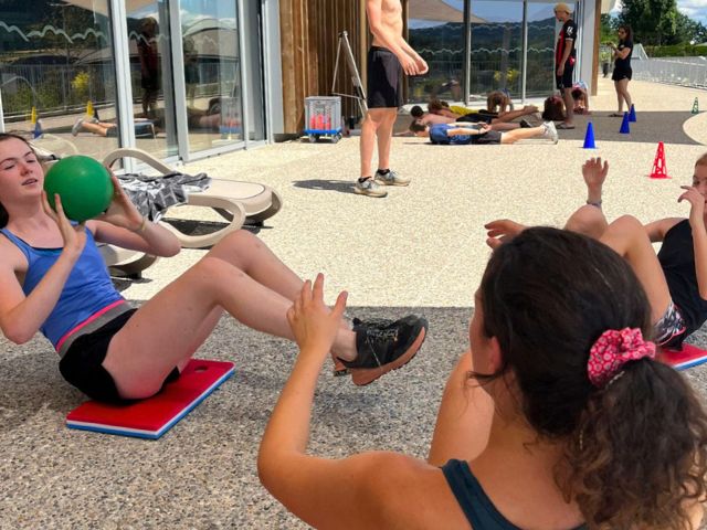 Session étirements en colo break dance