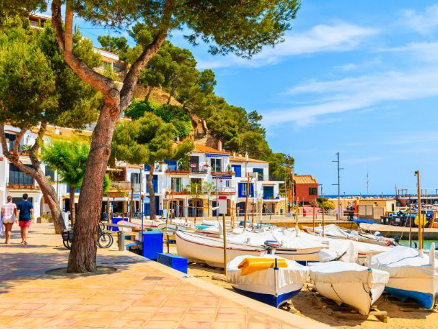 Paysage Llafranc en colo de vacances estivale pour ados cet été