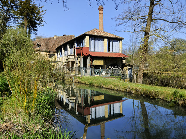Moulin à eau en dordogne colonie de vacances