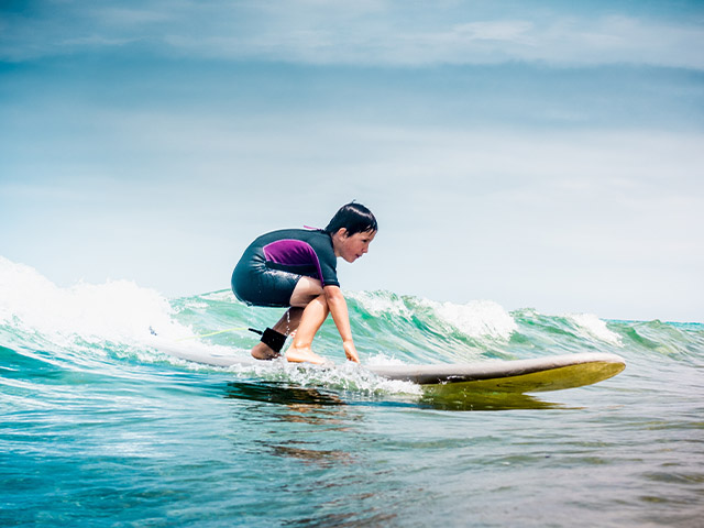 surf ados colonie de vacances été 