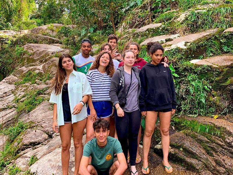 Jeunes ados en colo de vacances cet été au Brésil