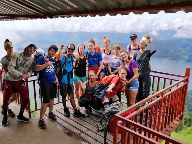 Groupe ados en colo de vacances cet été