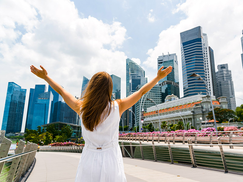 adolescente heureuse singapour voyage