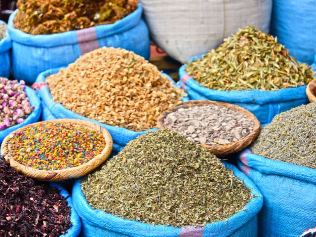 Marché aux épices cet été en colo de vacances