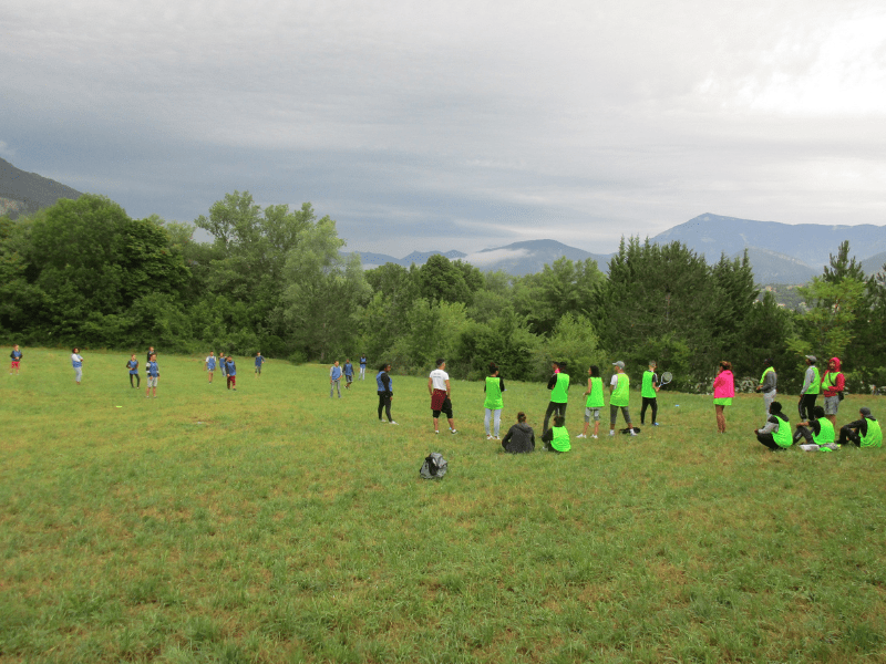 Match de foot en colo de vacances cet été 