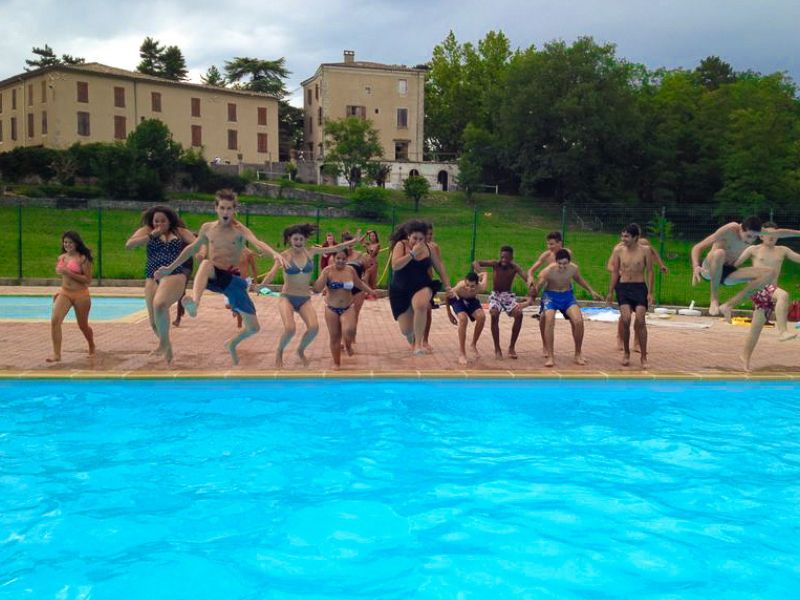 Session baignade en colo de vacances Aquafun cet été