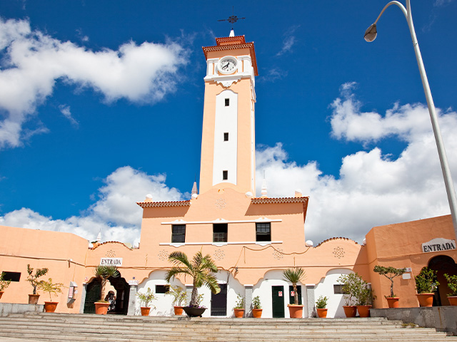 Clock Tower Recova site historique à Santa Cruz de Ténérife en Espagne