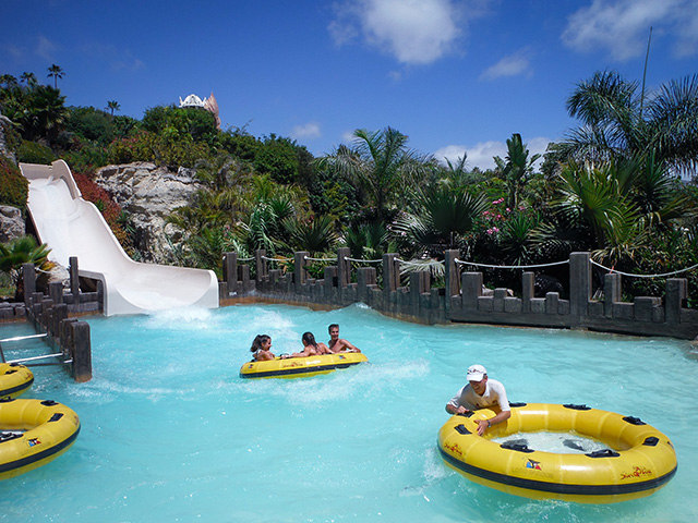 parc aquatique siam parc attractions et végétations à tenerife