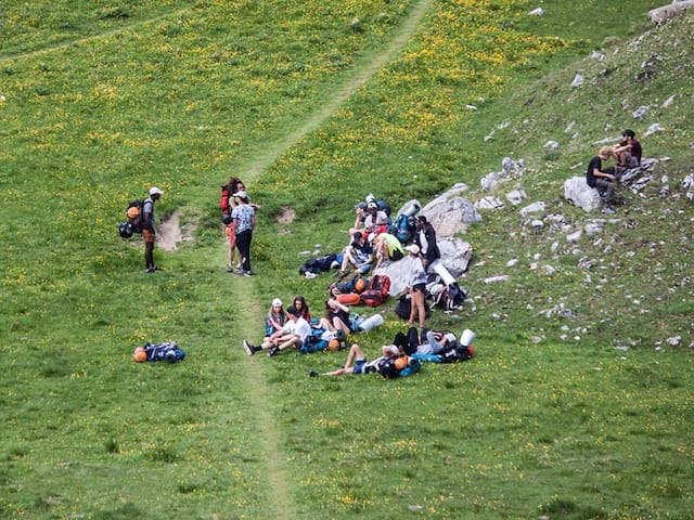 randonnée colonie de vacances ados montagne