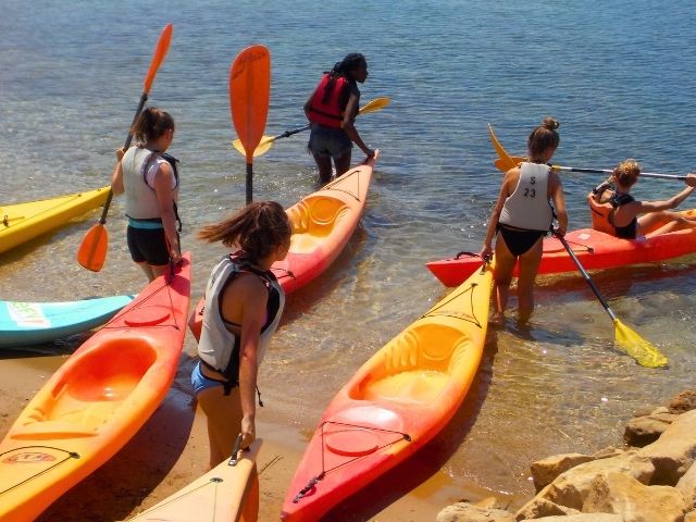 Activité kayak en colo de vacances cet été