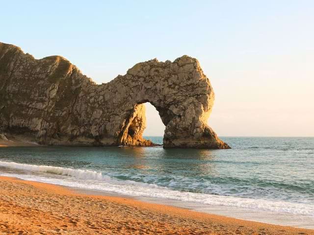 Paysage vue sur la mer en colo de vacances en Angleterre cet été