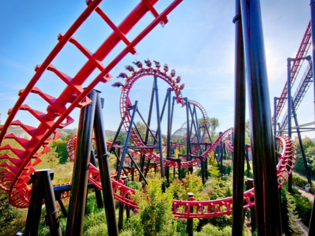 Parc d'attraction europa park cet été ou les enfants et ados partent en colo