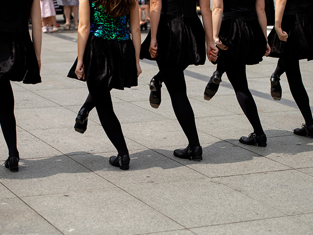 Danse irlandaise en colo en Irlande pour ados