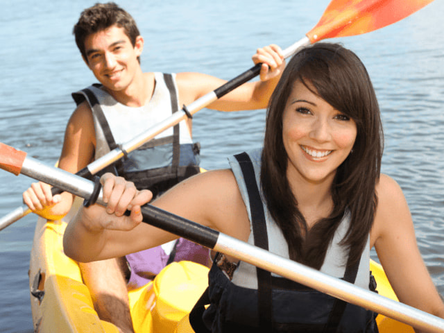 Activité canoë en colo de vacances Spéciale ados en Suède cet été