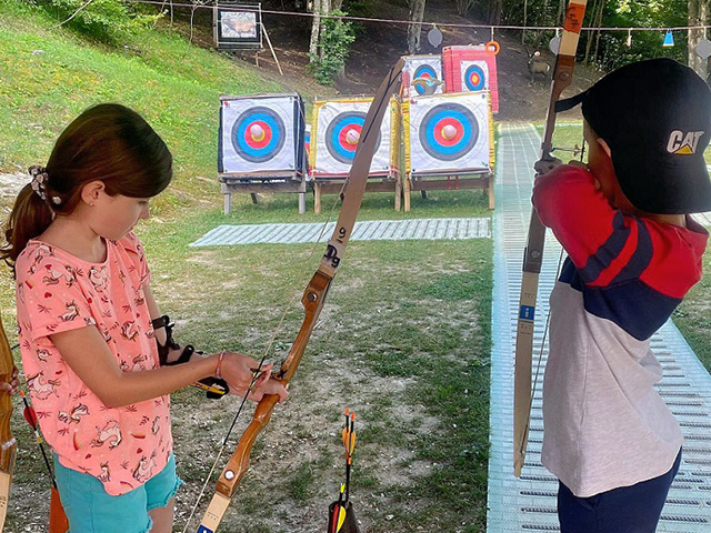 activité tir à l'arc à villard de lans cet été colo enfants