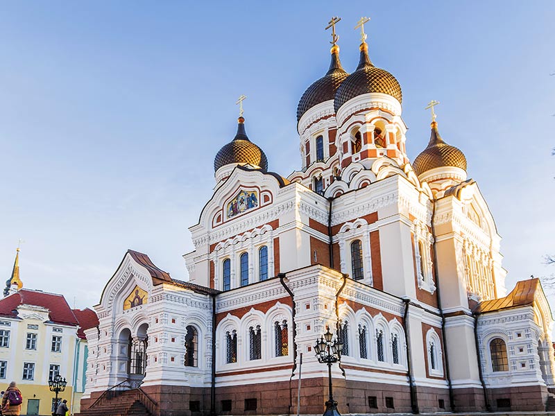 Cathédrale St Alexandre Nevsky observée lors d'une colonie de vacances en Finlande et Estonie