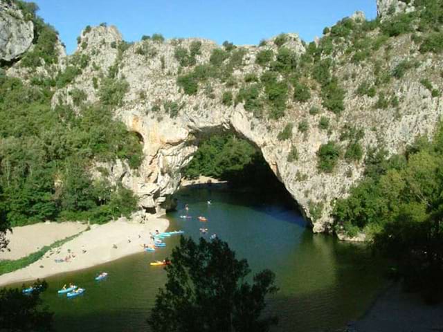 gorges de l'ardèche en colonie de vacances