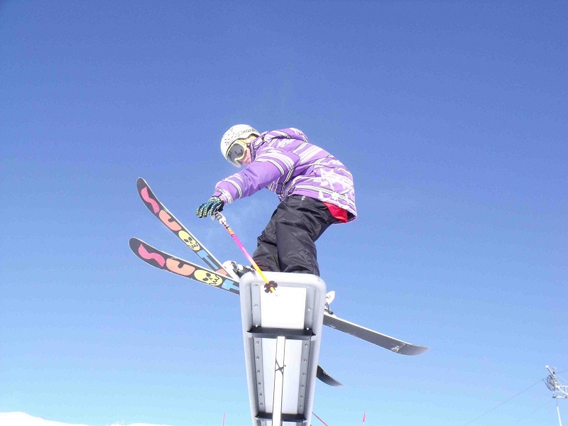 Apprentissage du ski en colonie de vacances