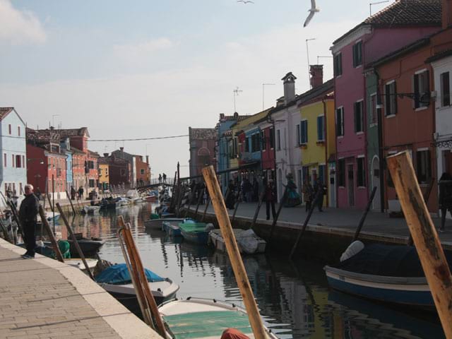 Vue sur les rues de l'île de Murano, en colonie de vacances