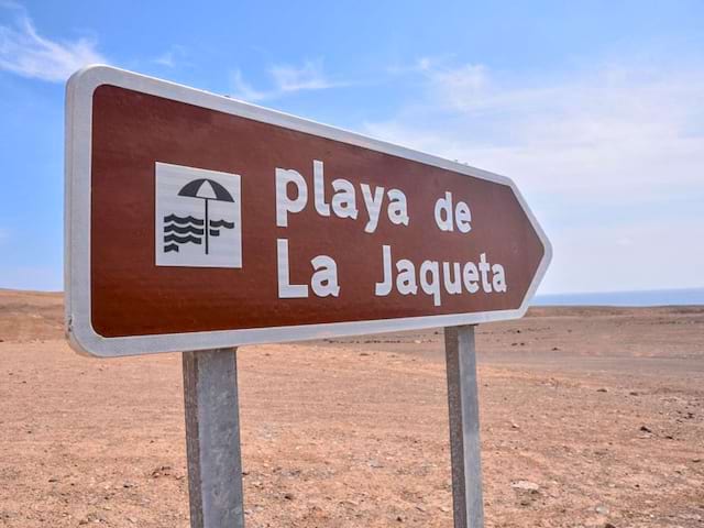 Panneau de signalisation de playa de Jaqueta aux Canaries en colonie de vacances